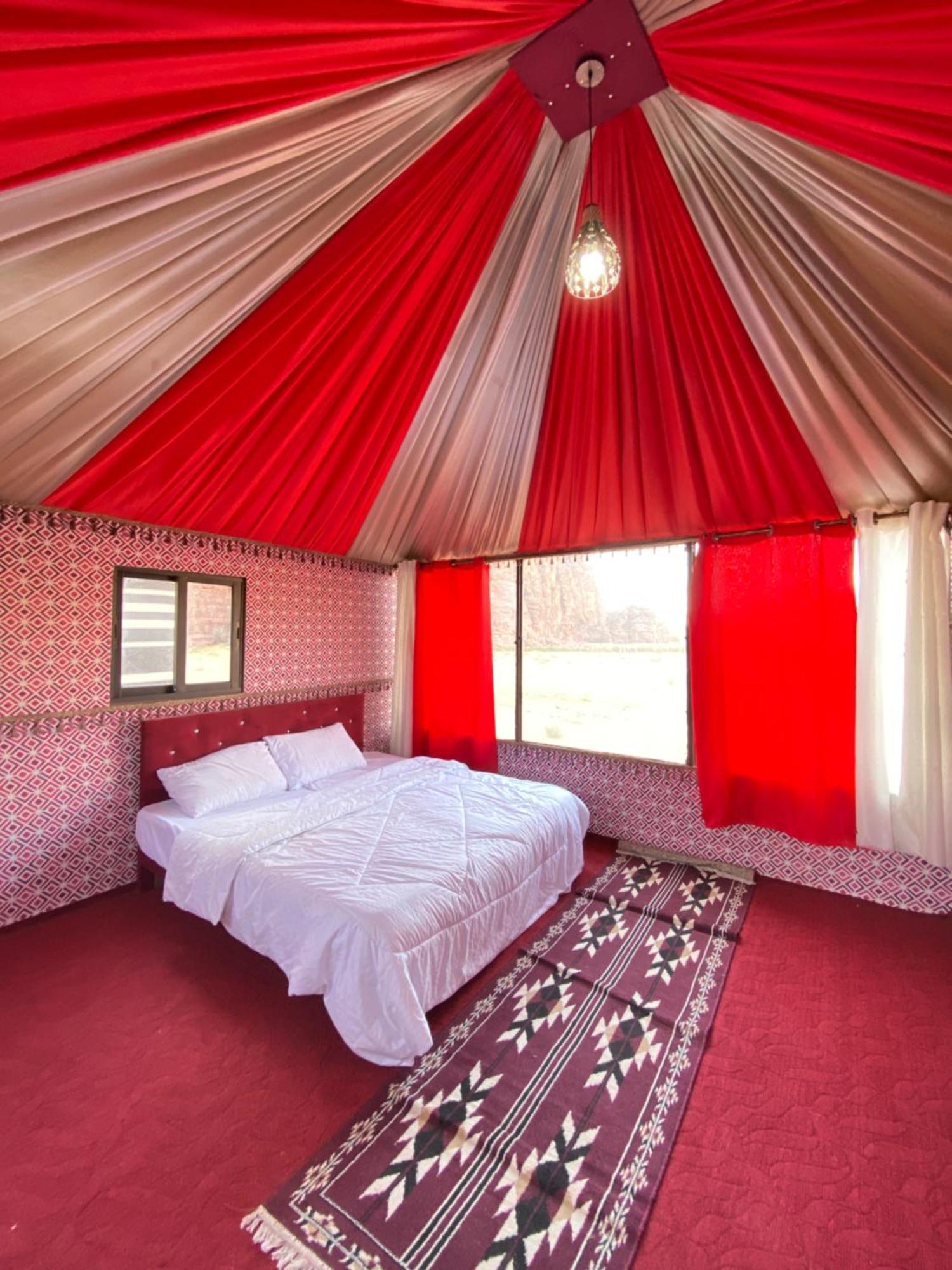 Hotel Milky Way Nights Camp Wadi Rum Exterior foto